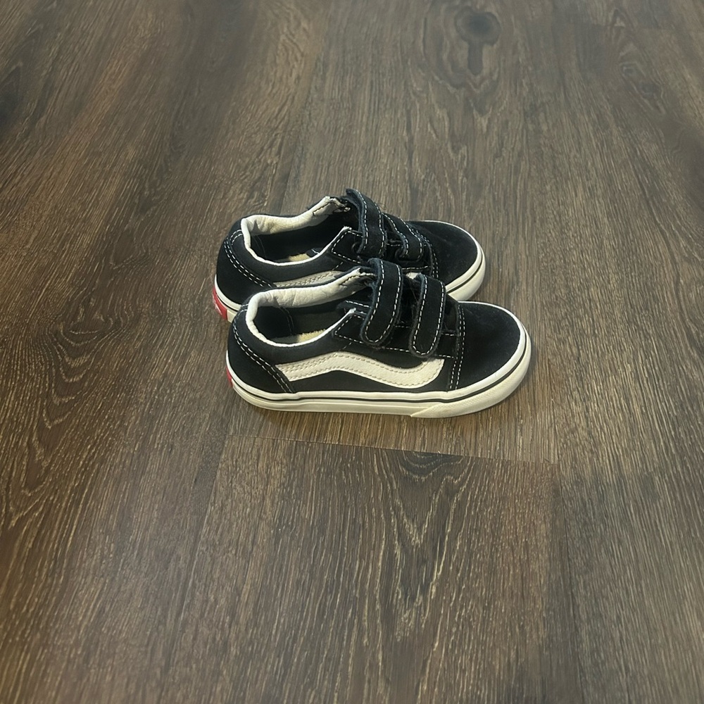 Toddler Velcro Vans- size 8